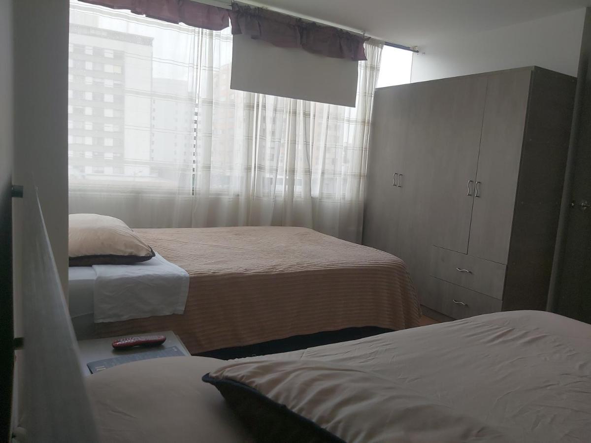 Hospedaje Sary House โบโกตา ภายนอก รูปภาพ