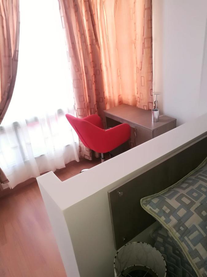 Hospedaje Sary House โบโกตา ภายนอก รูปภาพ