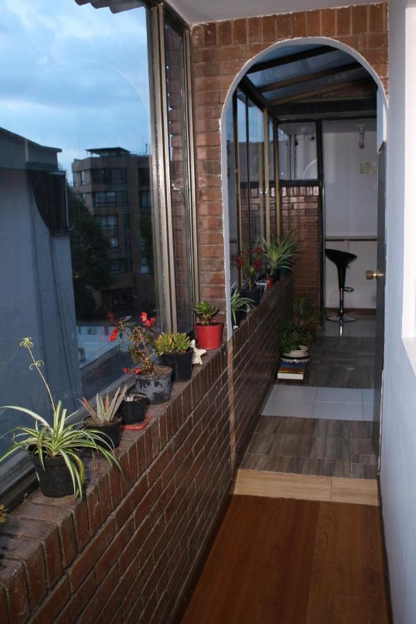 Hospedaje Sary House โบโกตา ภายนอก รูปภาพ